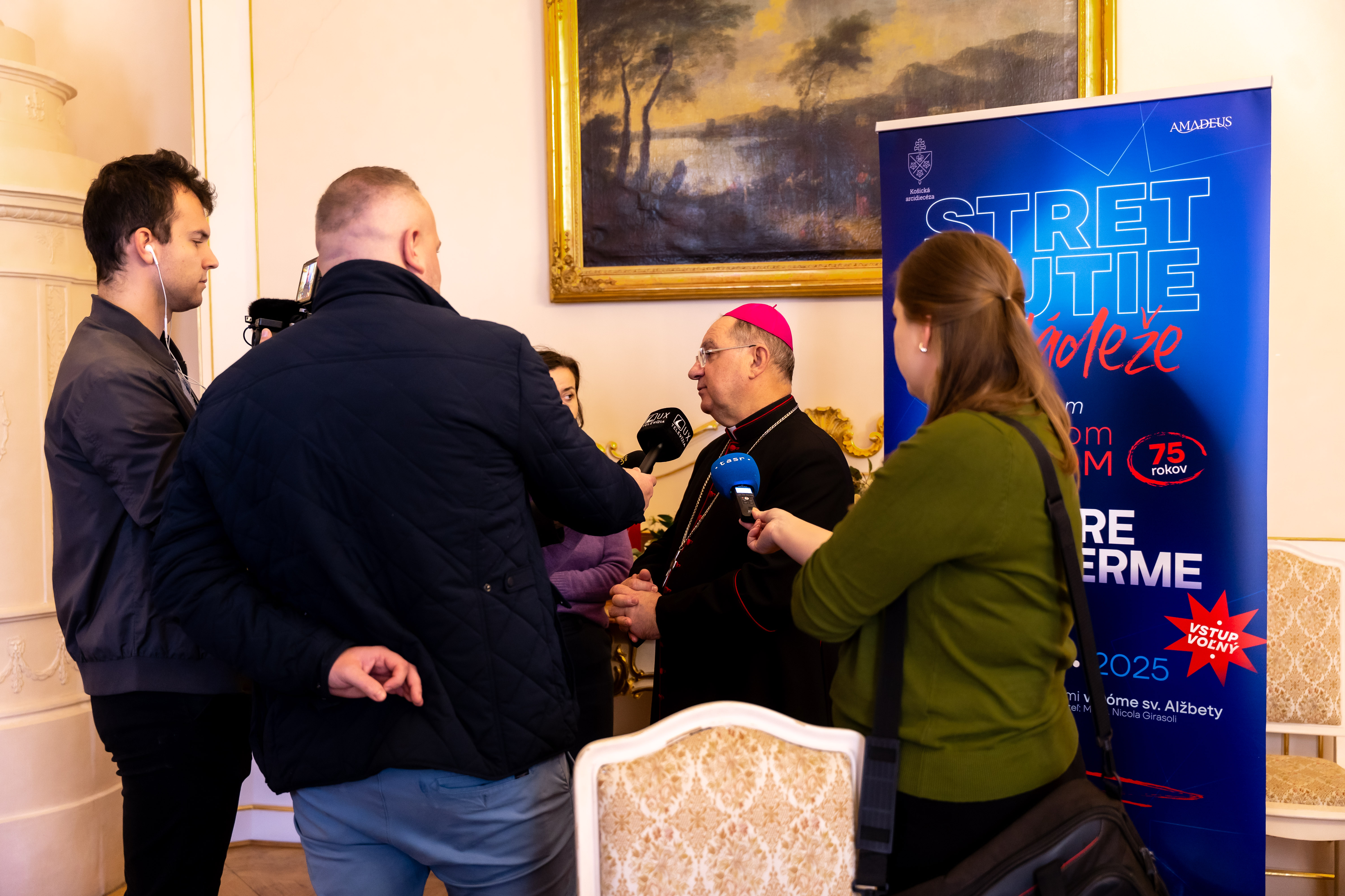 Tlacovy brifing - Arcibiskupsky urad-13